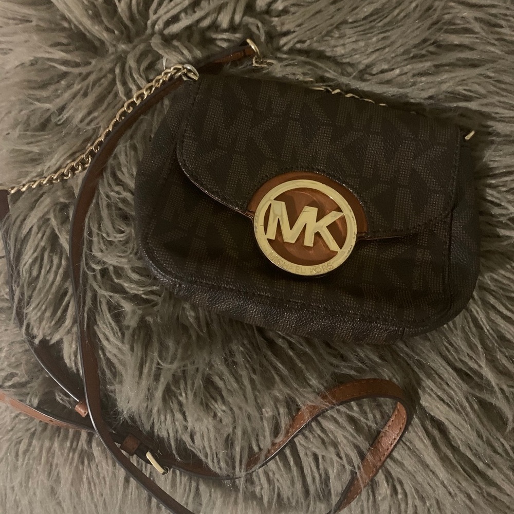 Michael Kors Leather Crossbody Bag